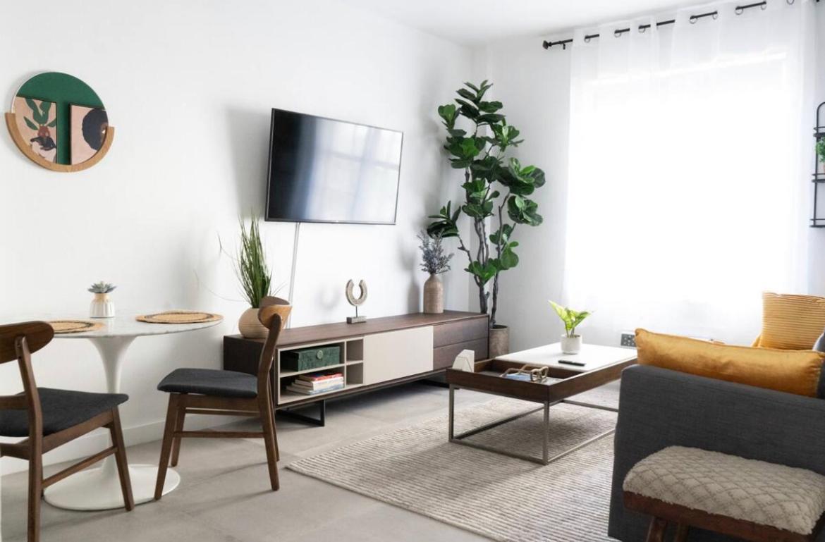 Newely Remodeled Apartment Only 1 Min To The Beach! 마이애미 비치 외부 사진